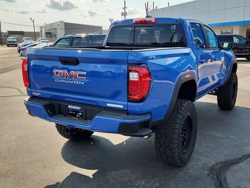 New 2025 GMC Canyon Elevation w/ Convenience Package image 4