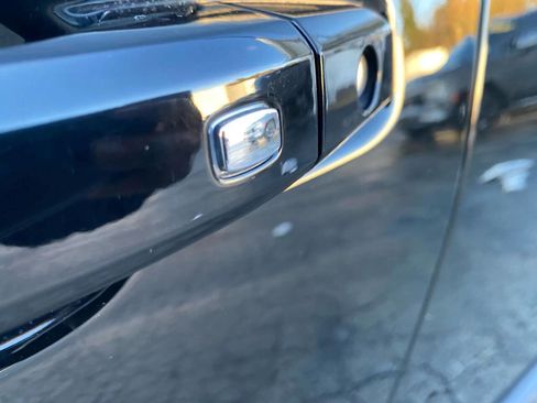 Used 2021 Chevrolet Suburban RST w/ Luxury Package image 34