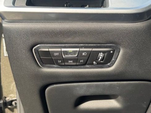 Certified 2023 BMW X7 xDrive40i w/ Executive Package image 13