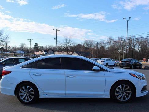 Used 2016 Hyundai Sonata Sport w/ Option Group 03 image 4