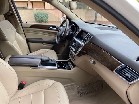 Used 2015 Mercedes-Benz ML 350 2WD w/ Premium 1 Package image 61