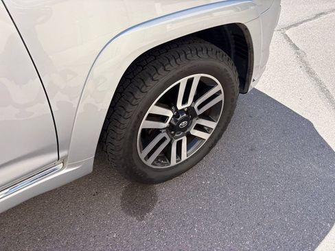 Used 2014 Toyota 4Runner Limited AWD/4WD image 12