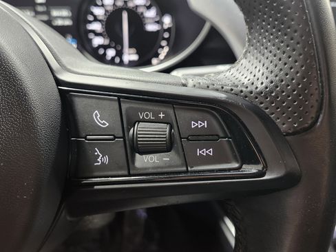 Used 2022 Alfa Romeo Stelvio Sprint image 33