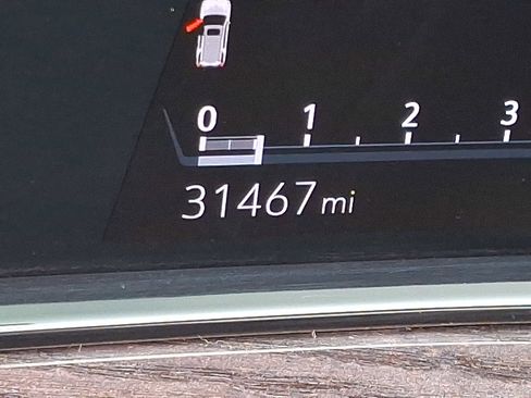 Used 2023 Cadillac Escalade Premium Luxury image 23