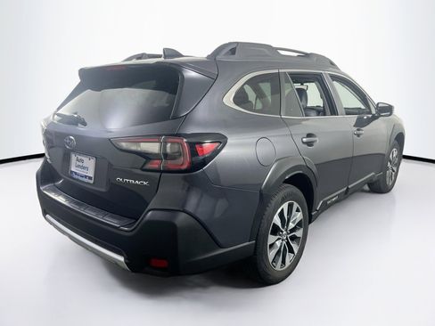 Used 2023 Subaru Outback Limited image 5