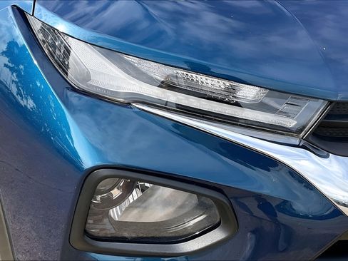 Used 2021 Chevrolet TrailBlazer LT w/ Convenience Package FWD image 28