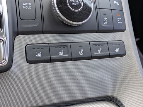 Used 2022 Hyundai Palisade Limited FWD image 31