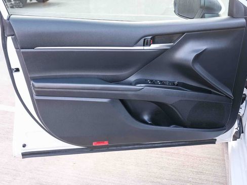 Certified 2020 Toyota Camry SE FWD image 23