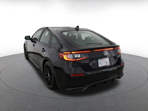 Used 2025 Honda Civic Sport image 7