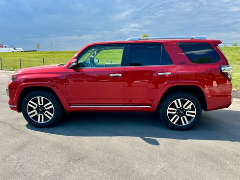 Used 2023 Toyota 4Runner Limited image 8