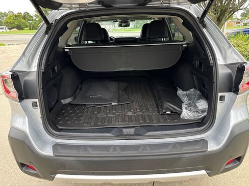 Used 2024 Subaru Outback Touring XT AWD/4WD image 22
