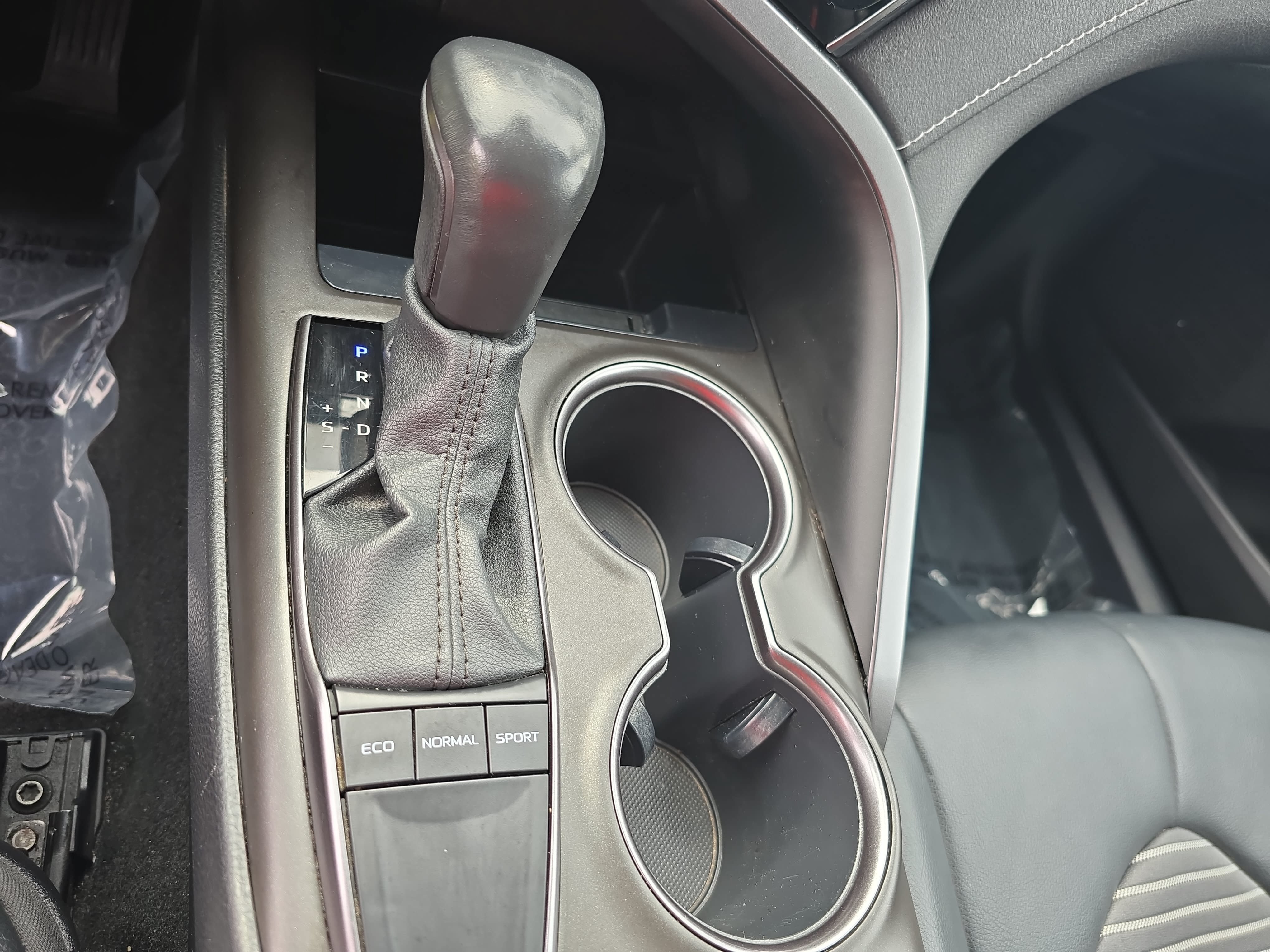 Used 2023 Toyota Camry SE FWD image 26