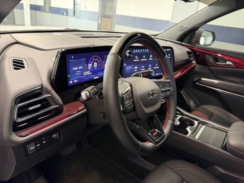 Used 2024 Chevrolet Traverse RS w/ LPO, Floor Liner Package image 13