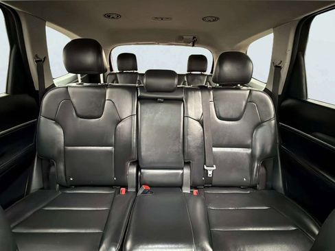 Used 2020 Kia Telluride S w/ S 8 Passenger Seating Package AWD/4WD image 19