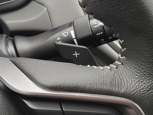 Certified 2025 Subaru Outback Limited image 29