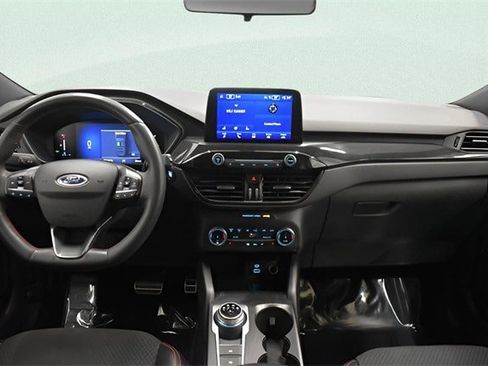 Used 2023 Ford Escape ST-Line image 5