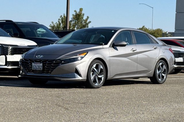 Used 2021 Hyundai Elantra Limited FWD image 10