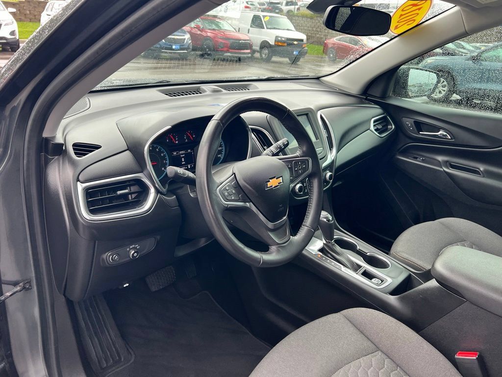 Used 2018 Chevrolet Equinox LT FWD image 20