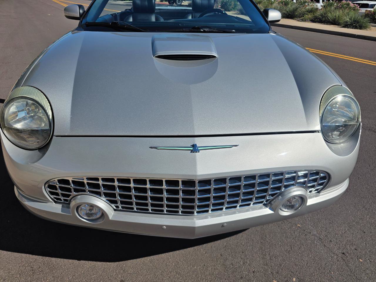 Used 2005 Ford Thunderbird RWD image 22
