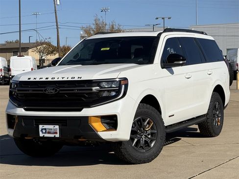 New 2025 Ford Expedition Tremor image 25