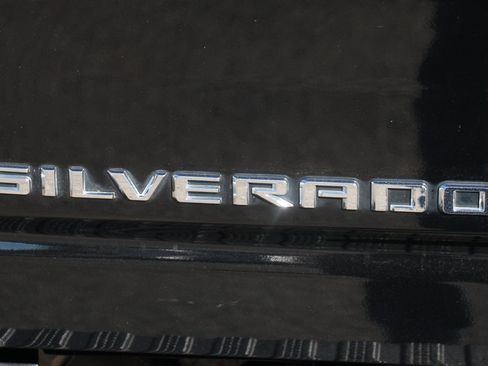 Used 2020 Chevrolet Silverado 2500 LTZ w/ LTZ Premium Package image 52