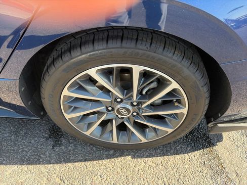 Used 2022 Hyundai Sonata Limited FWD image 13