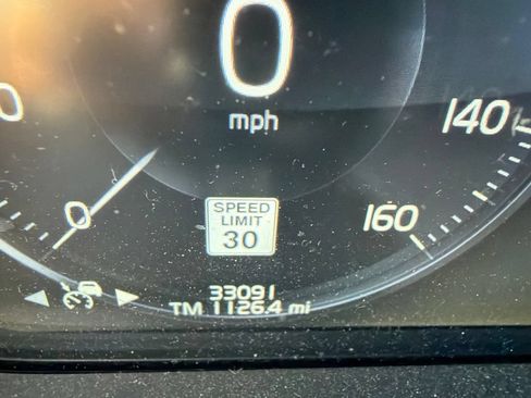 Used 2020 Volvo XC90 T5 Momentum AWD/4WD image 12