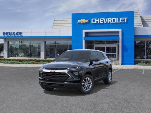New 2026 Chevrolet TrailBlazer LS FWD image 32