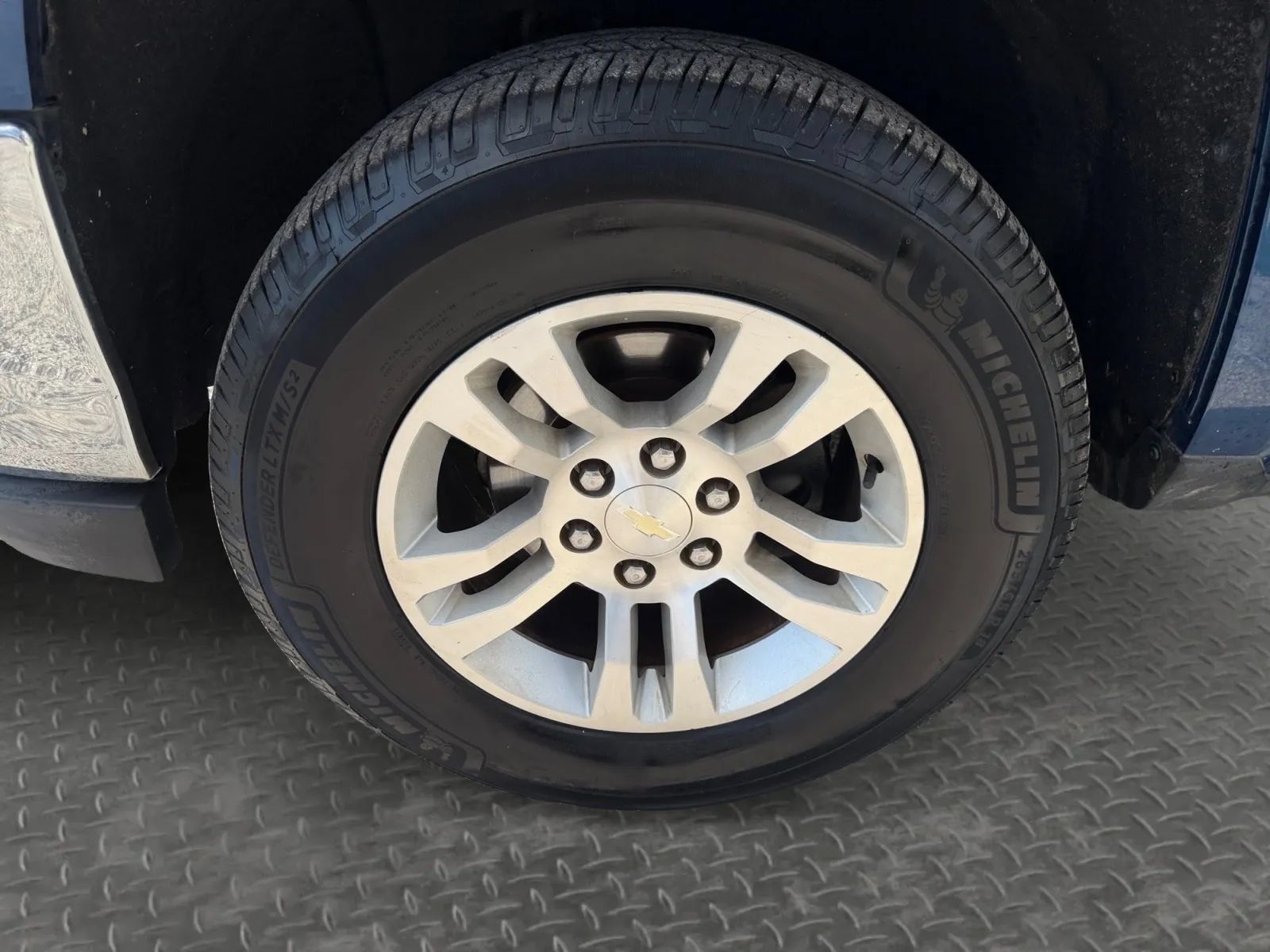 Used 2017 Chevrolet Silverado 1500 LT w/ All Star Edition RWD image 9