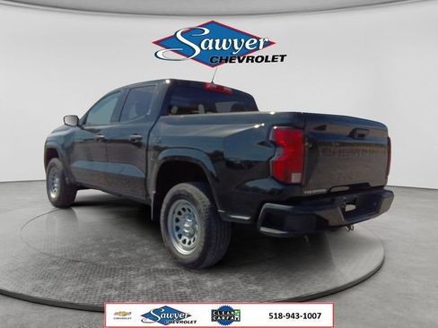 Used 2024 Chevrolet Colorado W/T RWD image 3