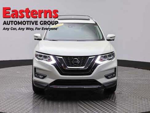 Used 2020 Nissan Rogue SL w/ Premium Package AWD/4WD image 2