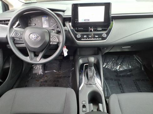 Used 2024 Toyota Corolla LE image 10