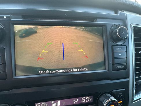 Used 2019 Nissan Titan SV w/ SV Convenience Package AWD/4WD image 28