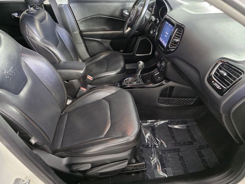 Certified 2019 Jeep Compass Limited image 31