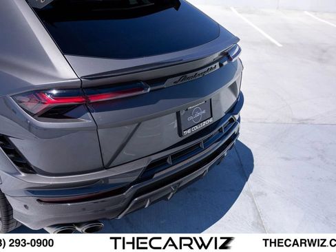 Used 2023 Lamborghini Urus Performante AWD/4WD image 22