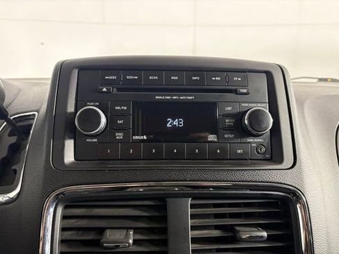 Used 2013 Dodge Grand Caravan SE image 11
