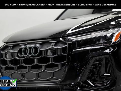 Used 2025 Audi SQ7 Premium Plus w/ Executive Package image 2