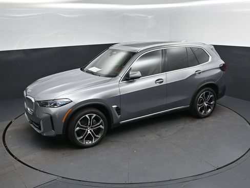 Certified 2026 BMW X5 sDrive40i w/ Climate Comfort Package RWD image 27