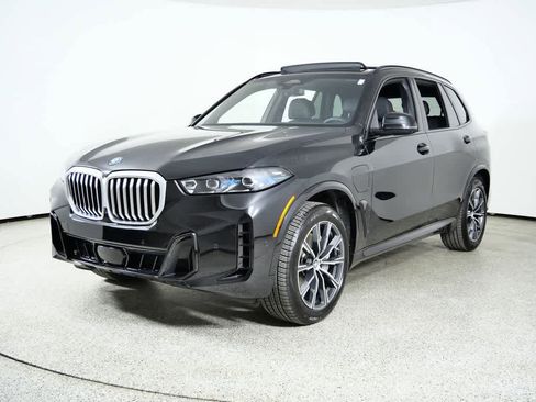 Certified 2026 BMW X5 xDrive50e image 1