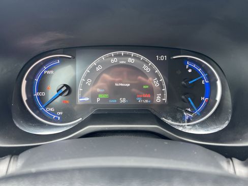 Used 2024 Toyota RAV4 XLE w/ Weather Package AWD/4WD image 17