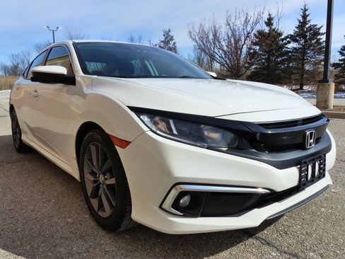 Used 2019 Honda Civic EX image 10