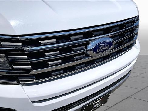 Used 2019 Ford Expedition XLT RWD image 29