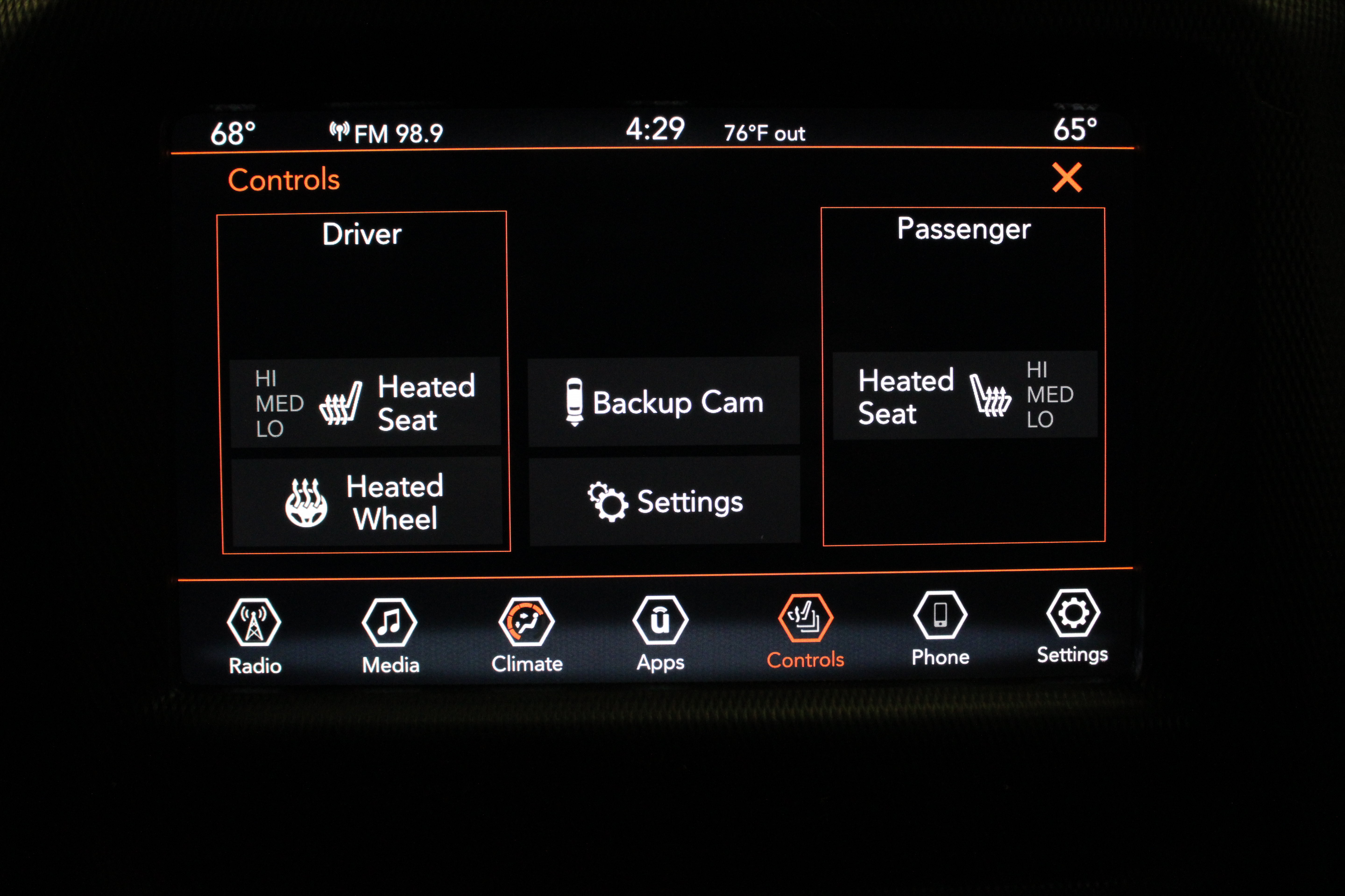 Used 2019 Jeep Wrangler Unlimited Sahara w/ LED Lighting Group AWD/4WD image 27