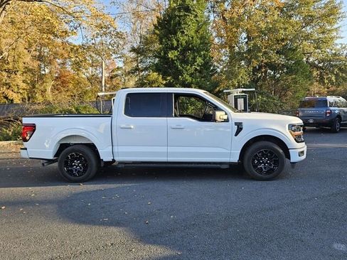 Used 2024 Ford F150 XLT w/ XLT Black Appearance Package image 15