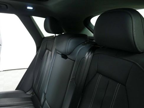 Certified 2025 Audi Q5 Premium Plus w/ Premium Plus image 22