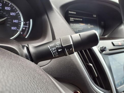 Used 2019 Acura TLX image 18