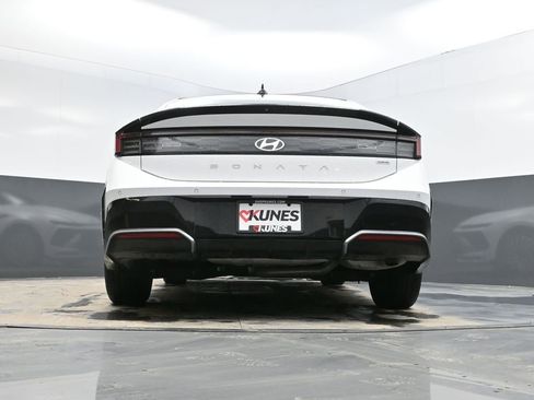 Used 2024 Hyundai Sonata Limited image 36