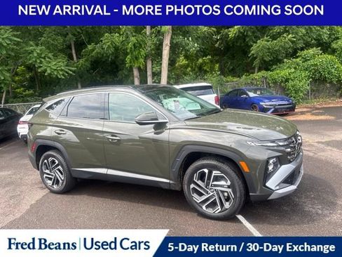 Used 2025 Hyundai Tucson Limited AWD/4WD image 4
