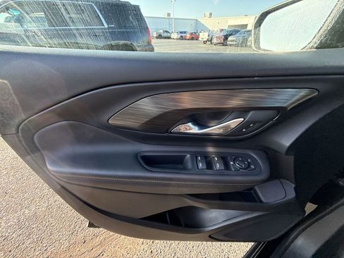 Certified 2022 GMC Terrain SLE image 29
