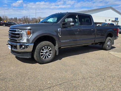 Used 2022 Ford F350 Lariat w/ Lariat Ultimate Package image 2